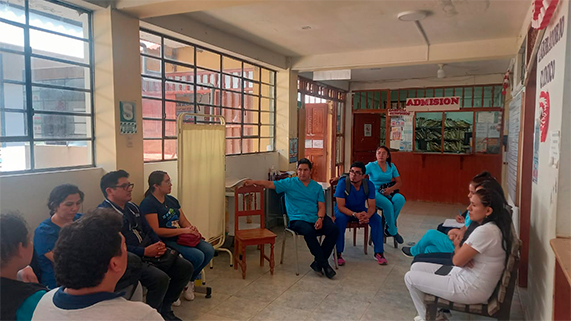 Lucha contra el dengue y mejora en la atención médica