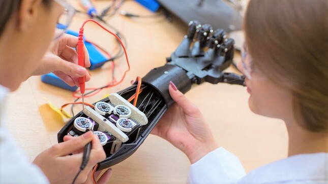 ¿Quieres patentar tu invento? El Indecopi brindará asesoría gratuita para proteger innovaciones de personas naturales o jurídicas
