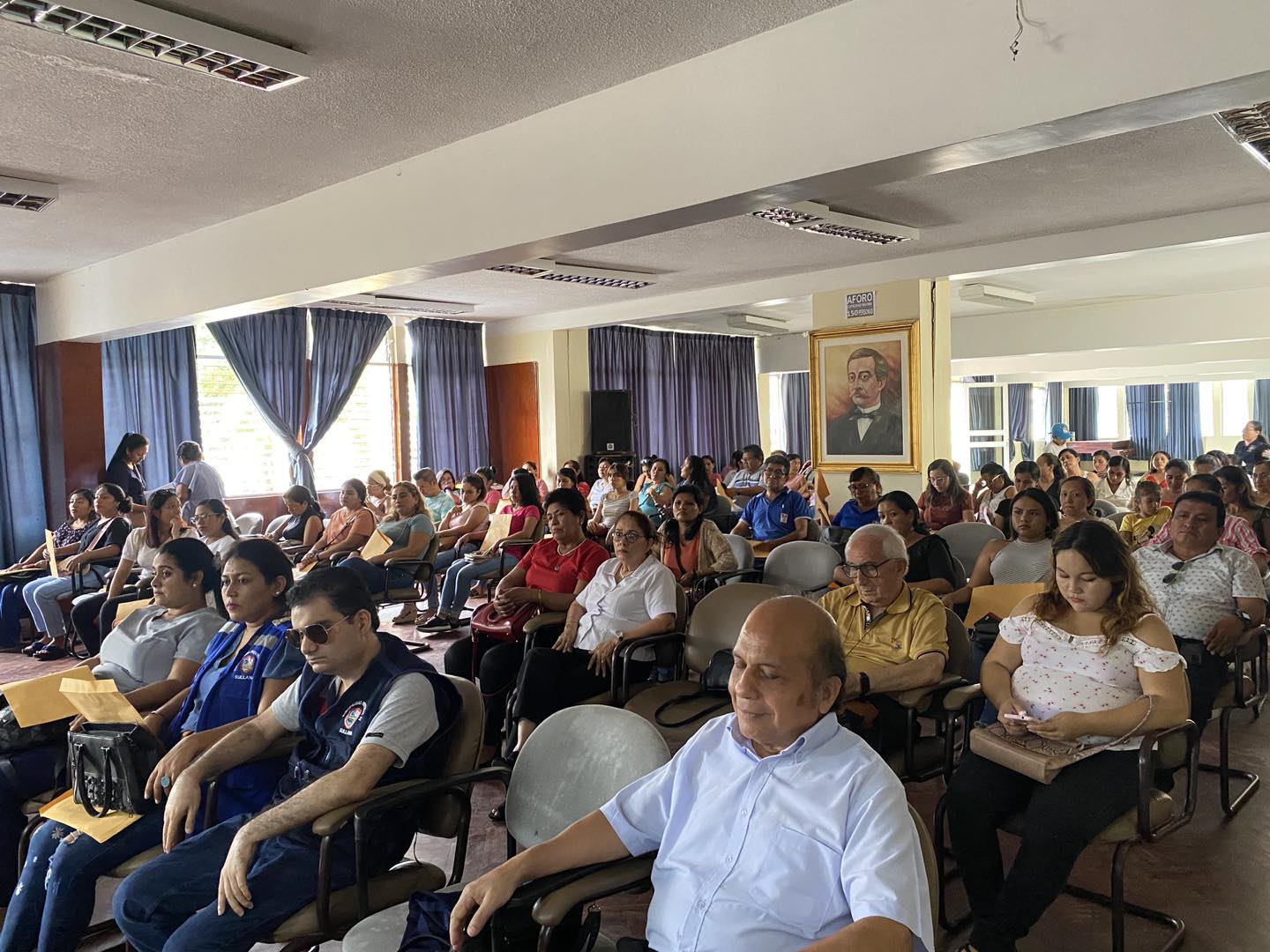 MÁS DE 100 PERSONAS ASISTEN AL TALLER DE LENGUA DE SEÑAS