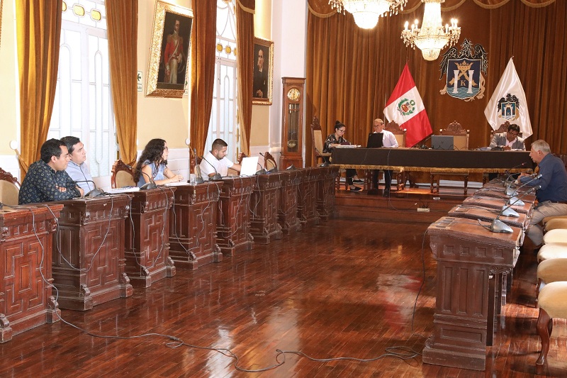 El Concejo Municipal aprobó por unanimidad el pedido, autorizando al alcalde a suscribir el convenio con el JNE.