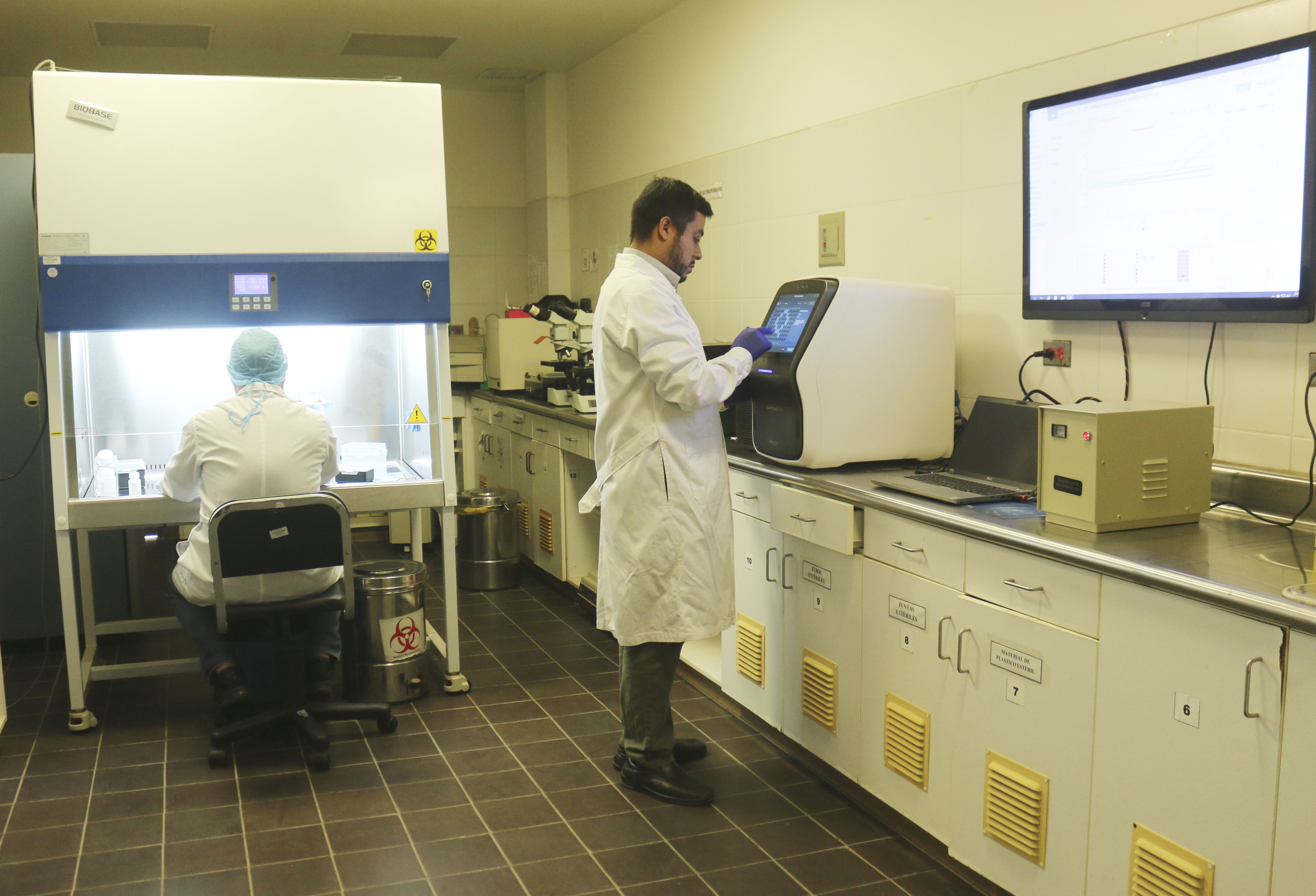 Hospital Regional Lambayeque adquiere equipos para fortalecer atención de enfermedades infecciosas