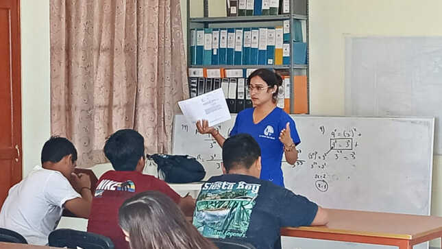 Archivo JPG de Estudiantes Lobiteños Reciben Charla De Orientación Vocacional.