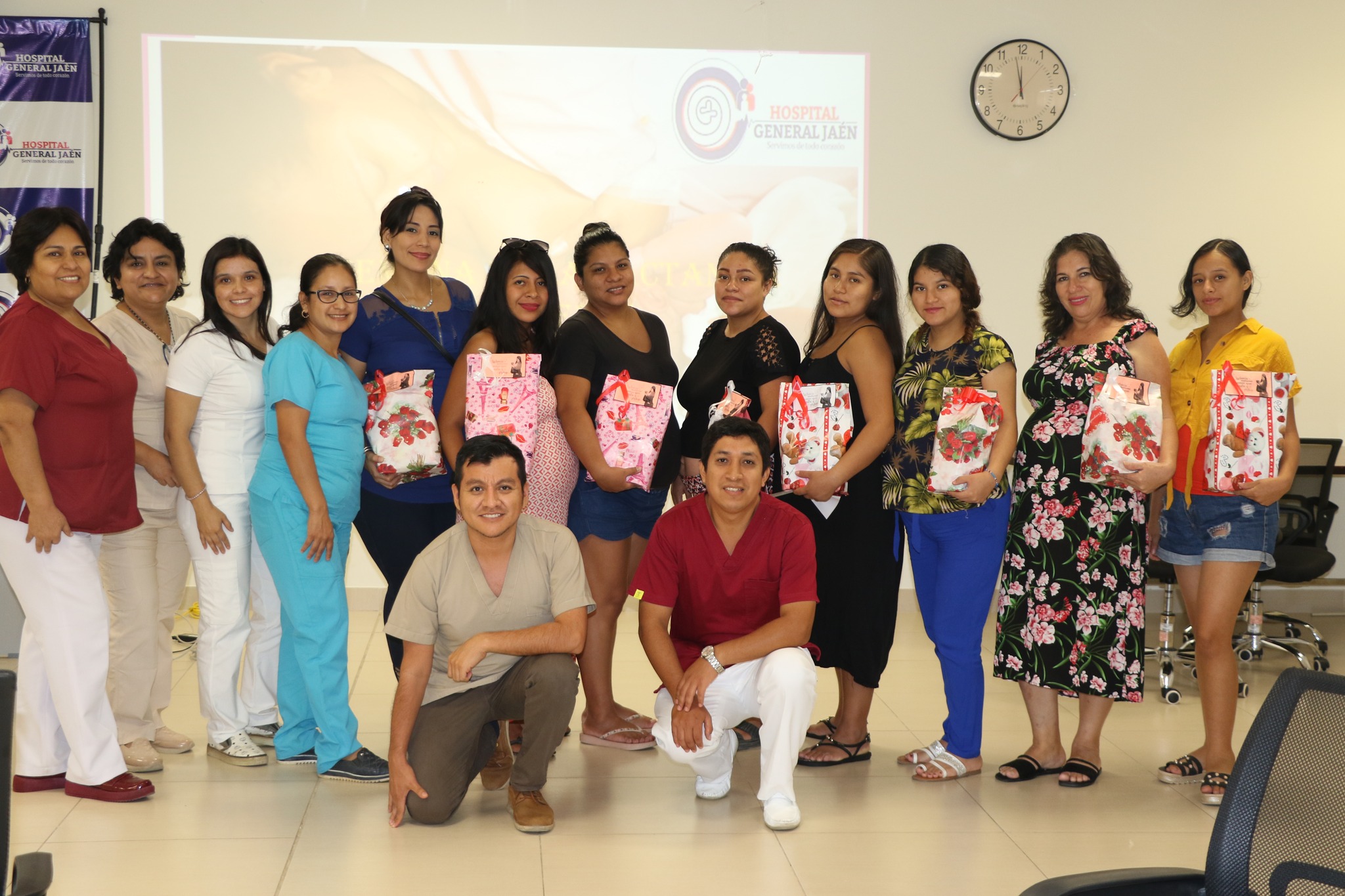 HGJ brinda Psicoeducación a gestantes del programa materno neonatal