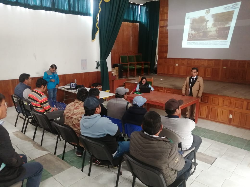 Capacitaciones A Conductores En Ichuña, Puquina Y Omate Sobre Seguridad Vial