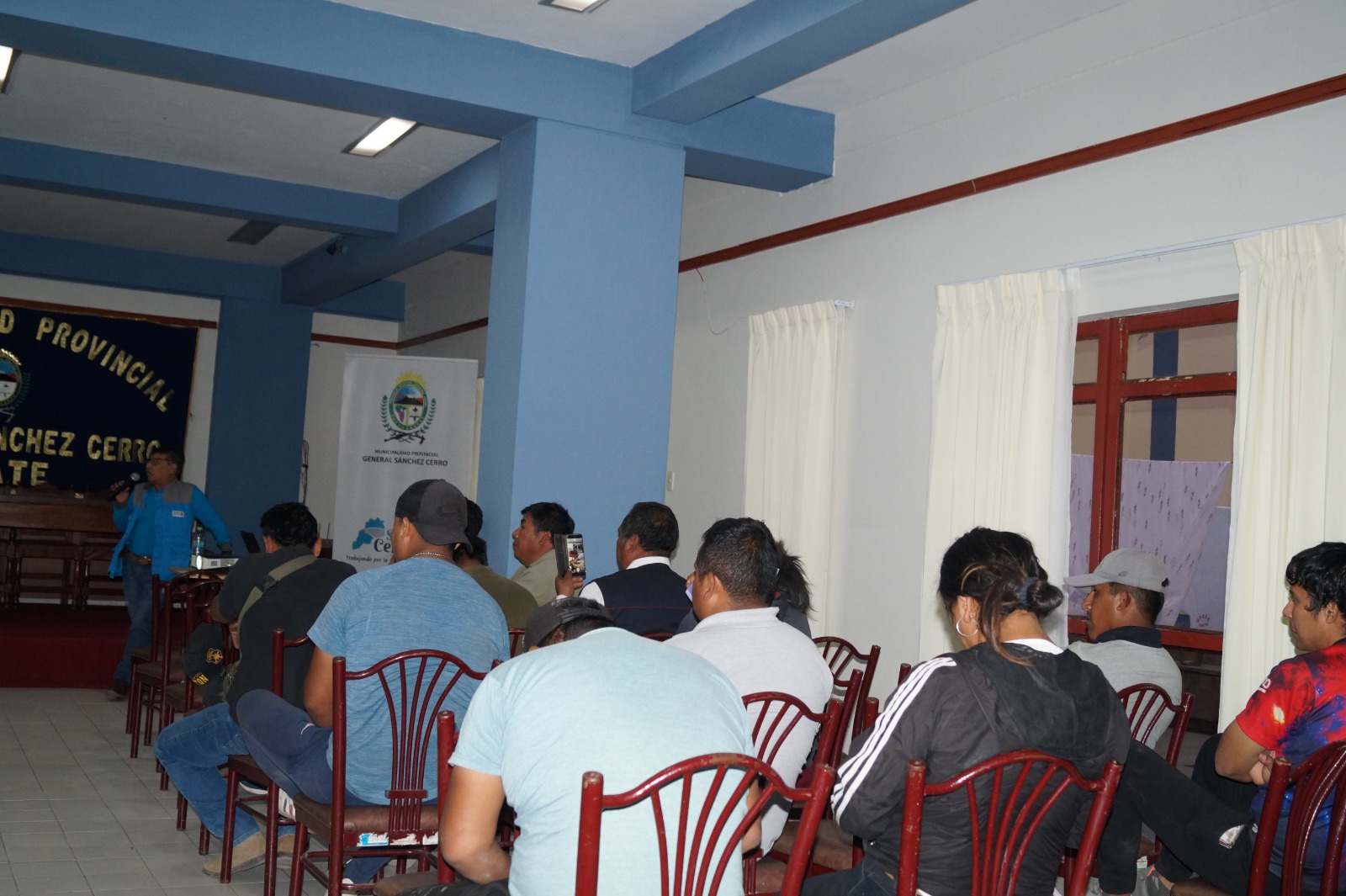 Capacitaciones A Conductores En Ichuña, Puquina Y Omate Sobre Seguridad Vial