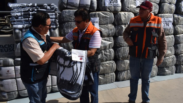 Más de 2 mil frazadas serán entregadas en Candarave y Tacna ante bajas temperaturas