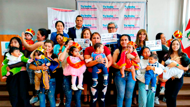 foto grupal de bebés ganadores