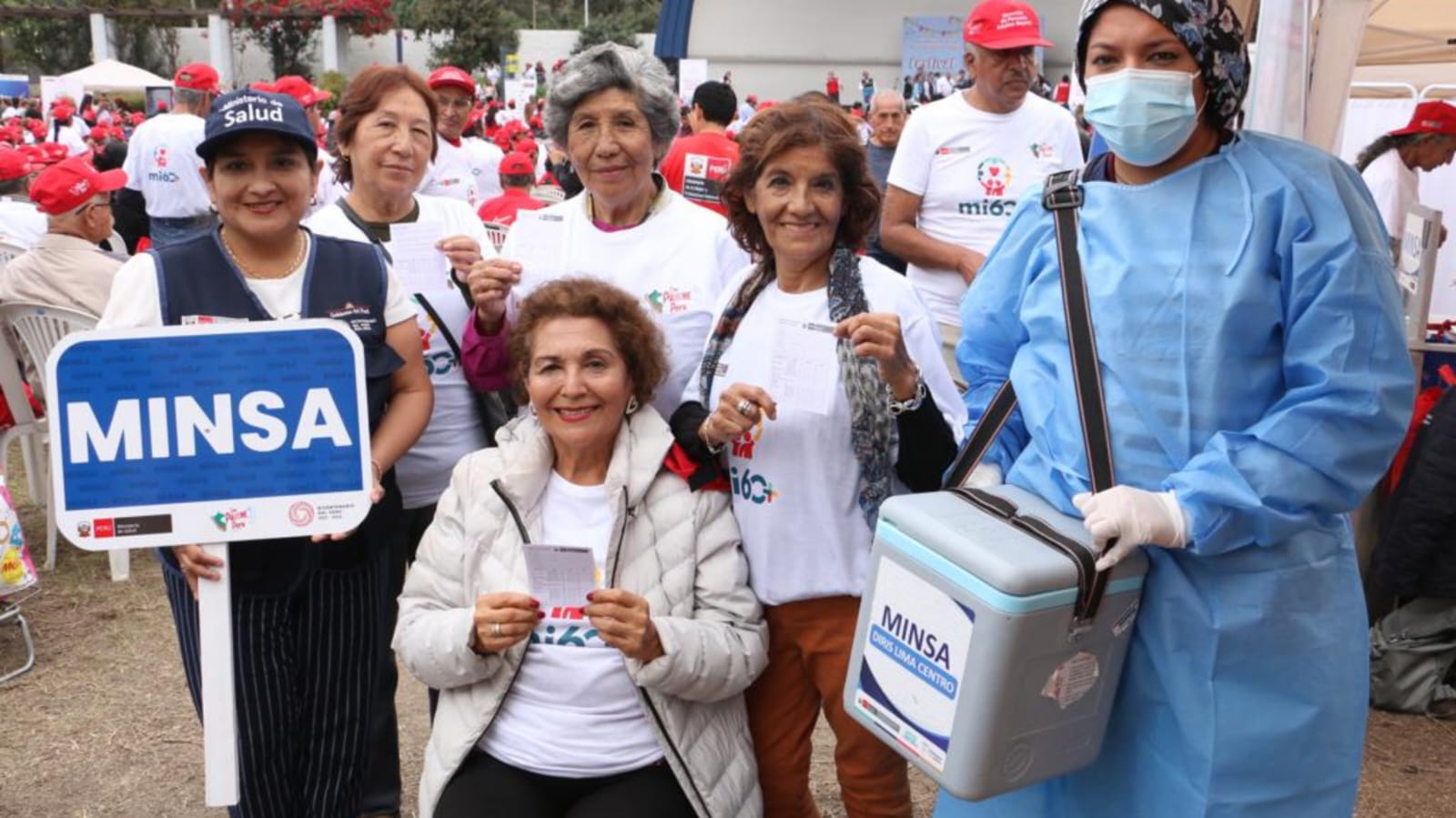 Más de 250 adultos mayores completaron sus vacunas durante festival “Al son de la experiencia” en Jesús María