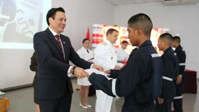 Capacitación en FFAA