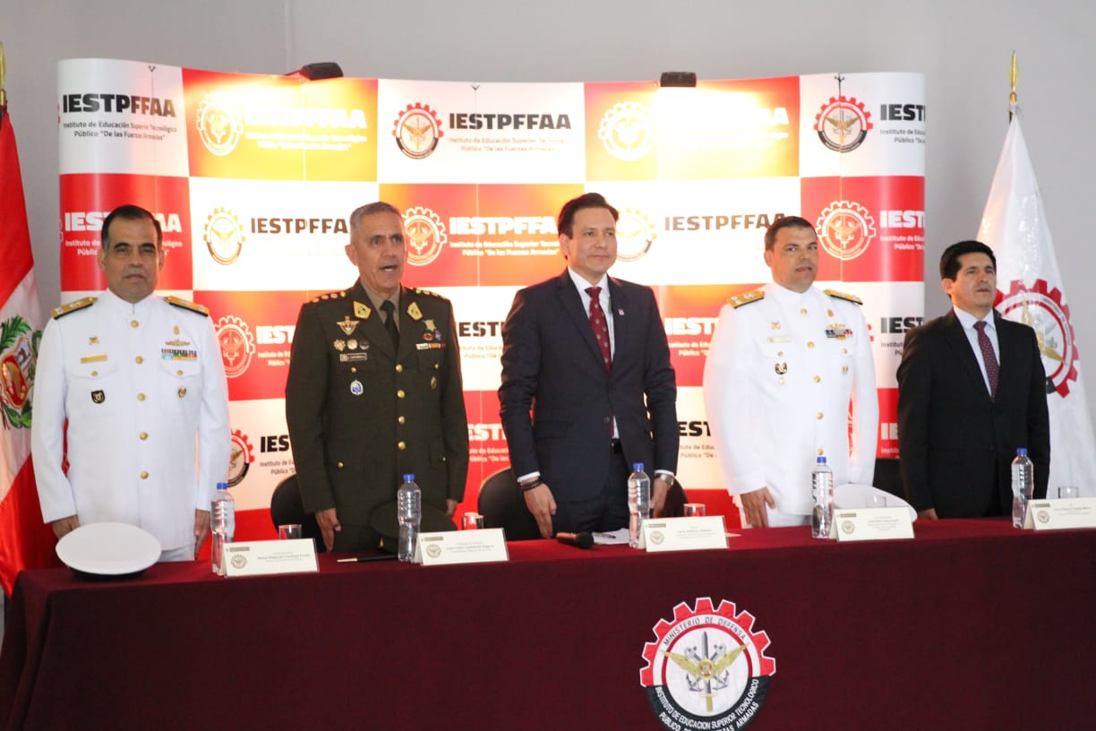 Capacitación en FFAA