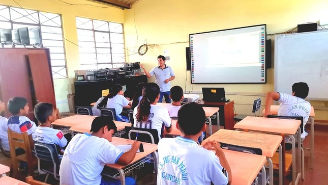 Sensibilizan a los alumnos en temas de residuos sólidos 