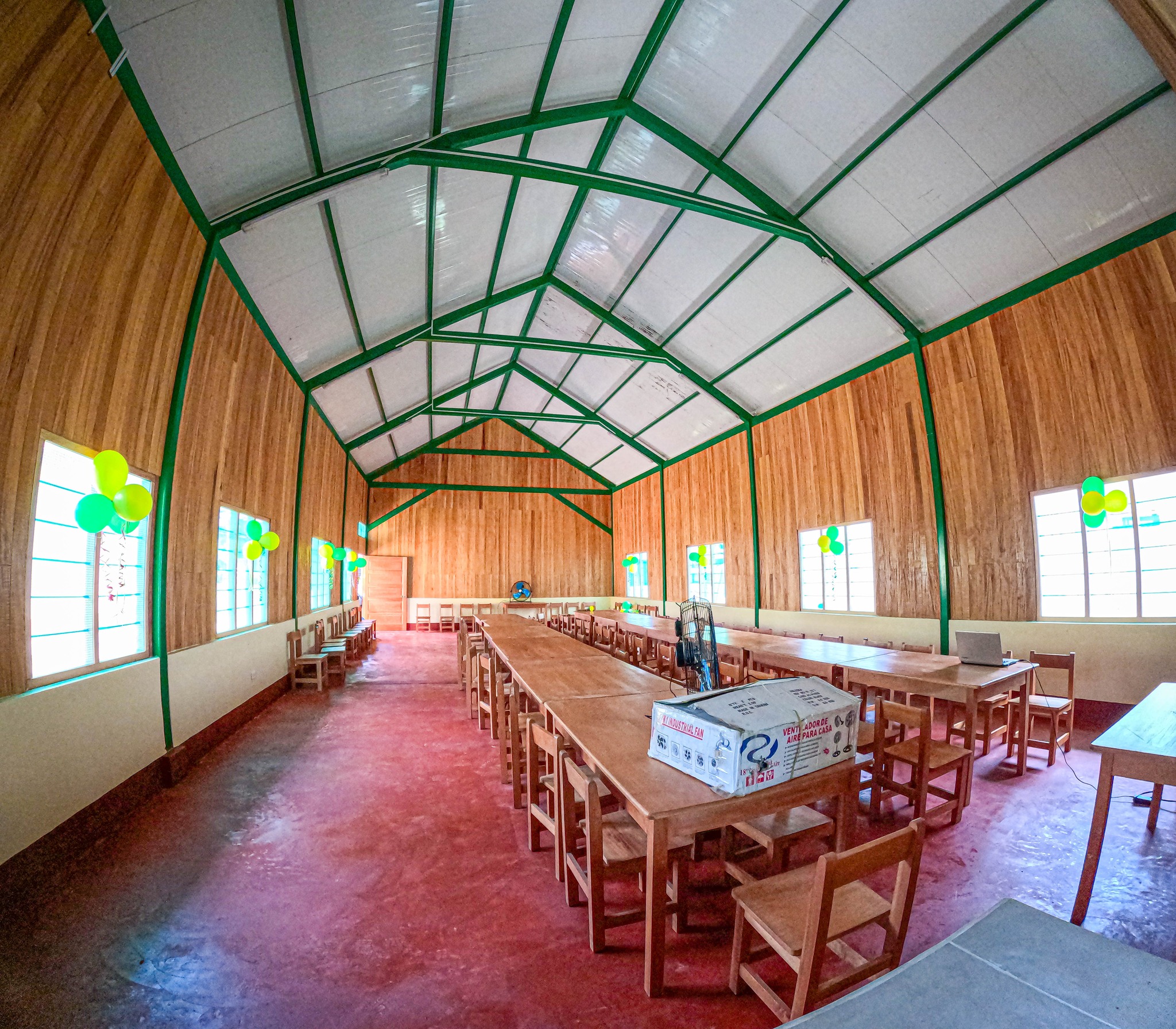 Inauguraciรณn del Comedor estudiantil del anexo Capirona de la CCNN Kirigueti