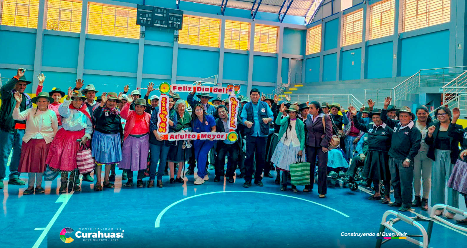 Homenaje a Nuestros Adultos Mayores de Curahuasi.