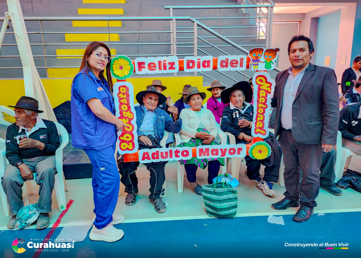 Homenaje a Nuestros Adultos Mayores de Curahuasi.