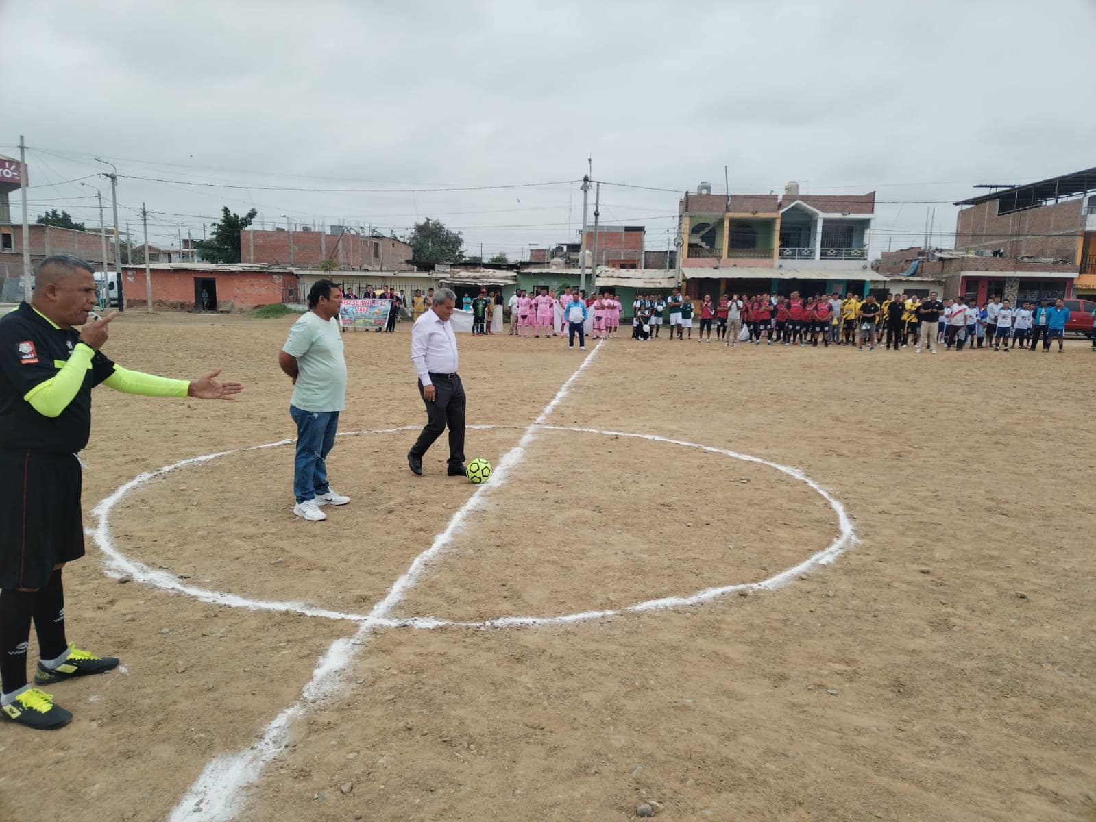 Alcalde Inaugura Campeonato En A.H. SÁNCHEZ CERRO