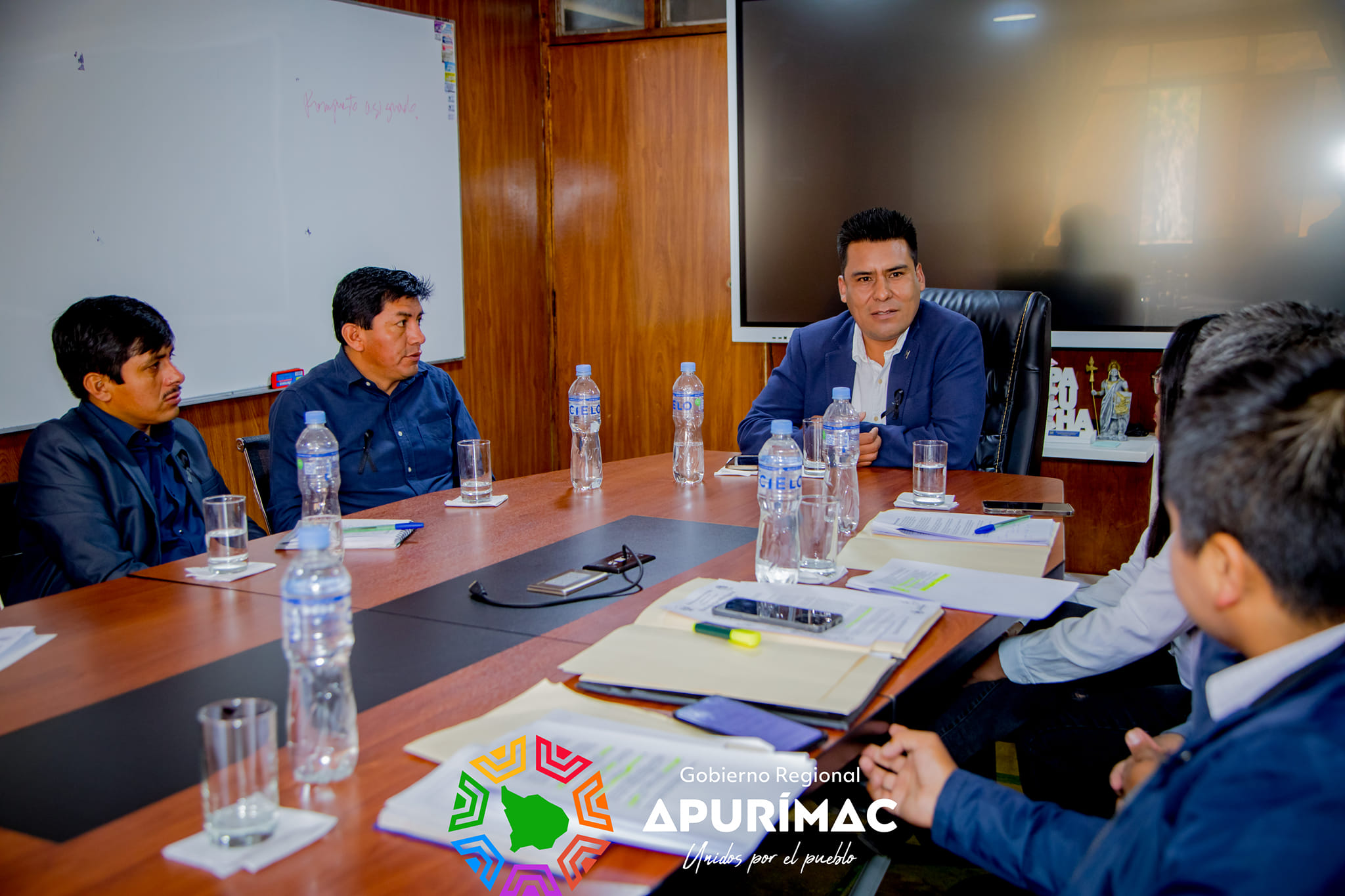 Gobernador Percy Godoy articula acciones con congresista Elizabeth Taipe para impulsar trabajo en conjunto ante eventuales situaciones de emergencia en Apurímac