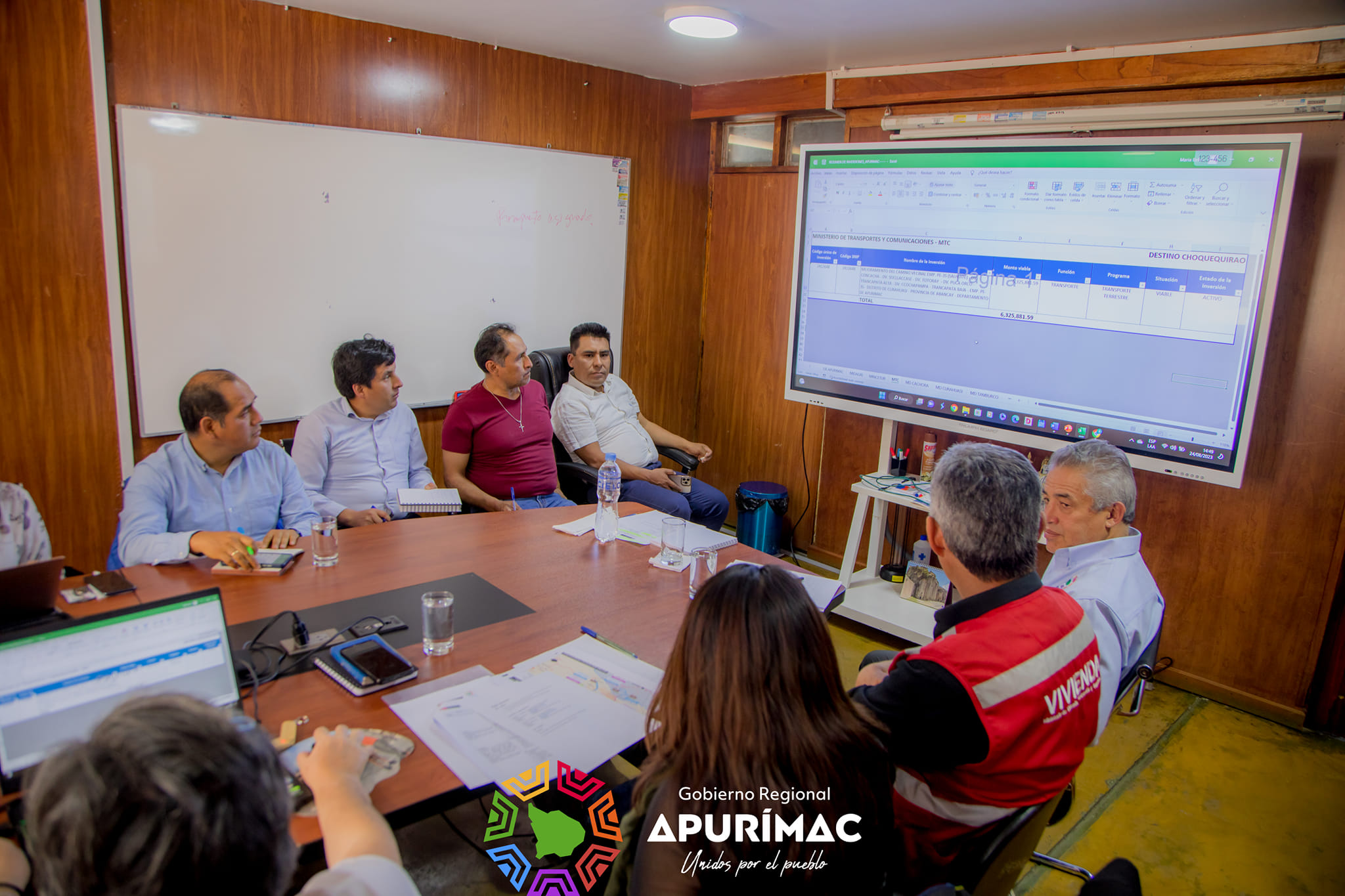 Gobernador Regional Percy Godoy y Mincetur afianzan acciones articuladas para ejecución de proyecto birregional teleférico de Choquequirao