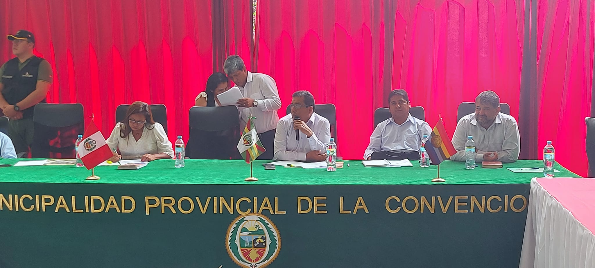 Autoridades priorizan presupuesto para incendios forestales y equipamiento de planta asfáltica