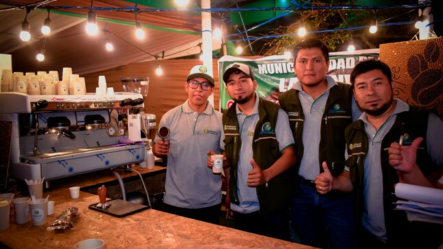 ¡Revivamos el Encanto del Día Nacional del Café Peruano!