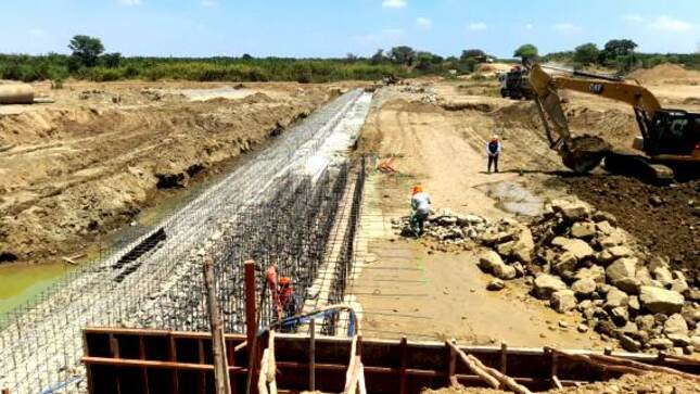 Obra de sifón Samán garantizará abastecimiento de agua potable a Paita y Talara