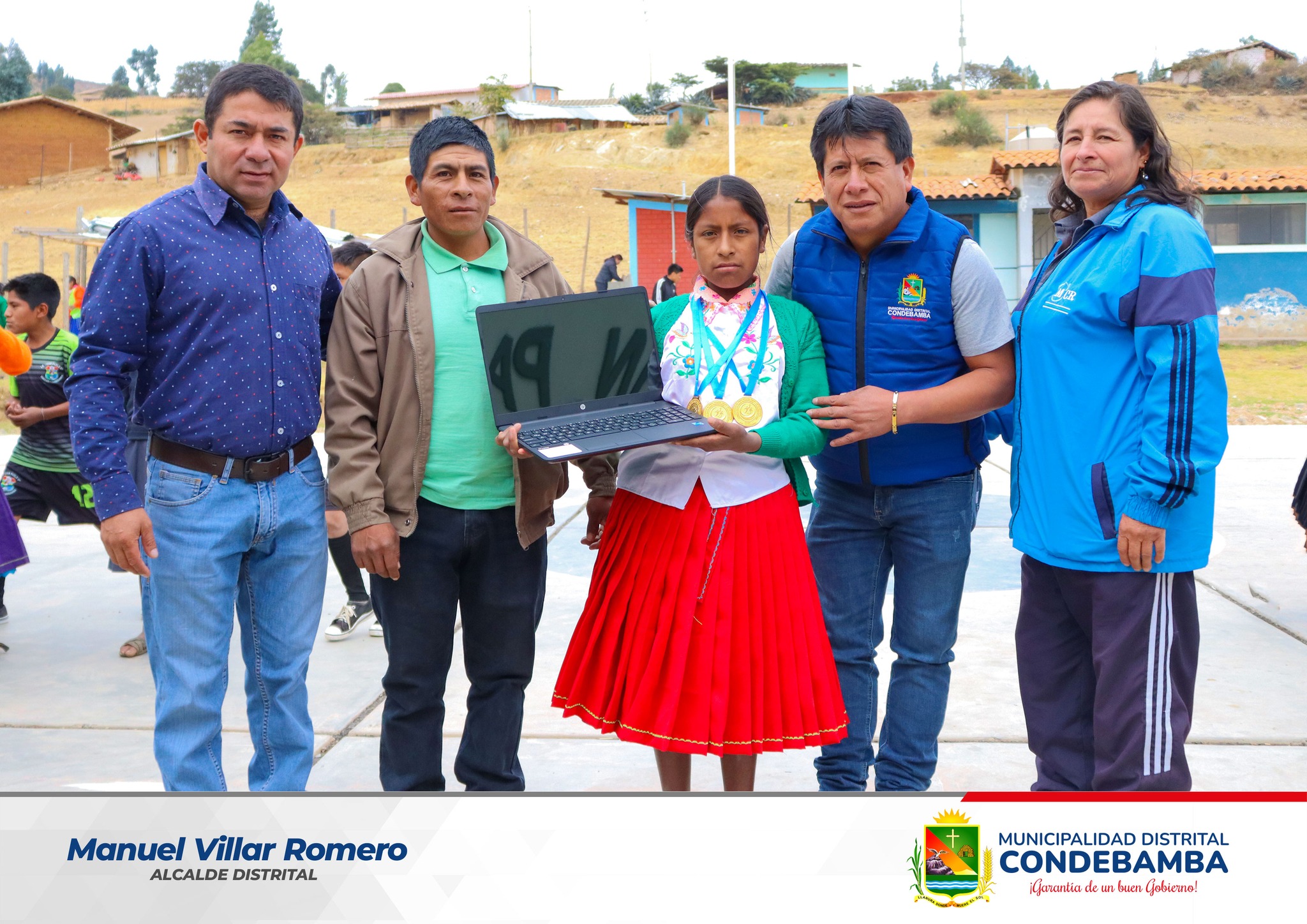 El alcalde de la Municipalidad Distrital de Condebamba Manuel Villar Romero, reconoció el esfuerzo y espíritu deportivo de la estudiante Marcionila Yachi Pizarro, del colegio Juan Pablo II del Centro Poblado Chichir, quien ganó en la etapa regional, categoría "D" de los juegos escolares deportivos y paradeportivos 2023.