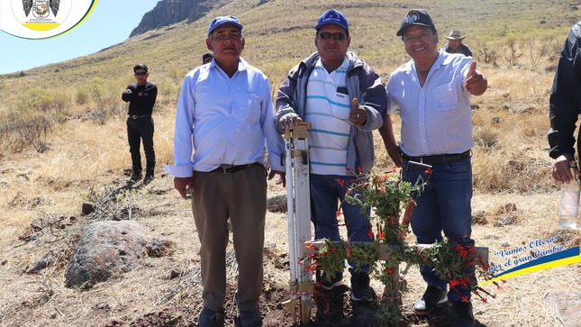 Se colocó la primera piedra en la obra de la Construcción de un Reservorio en Convenio con la Asociación de Ganaderos San Juan 