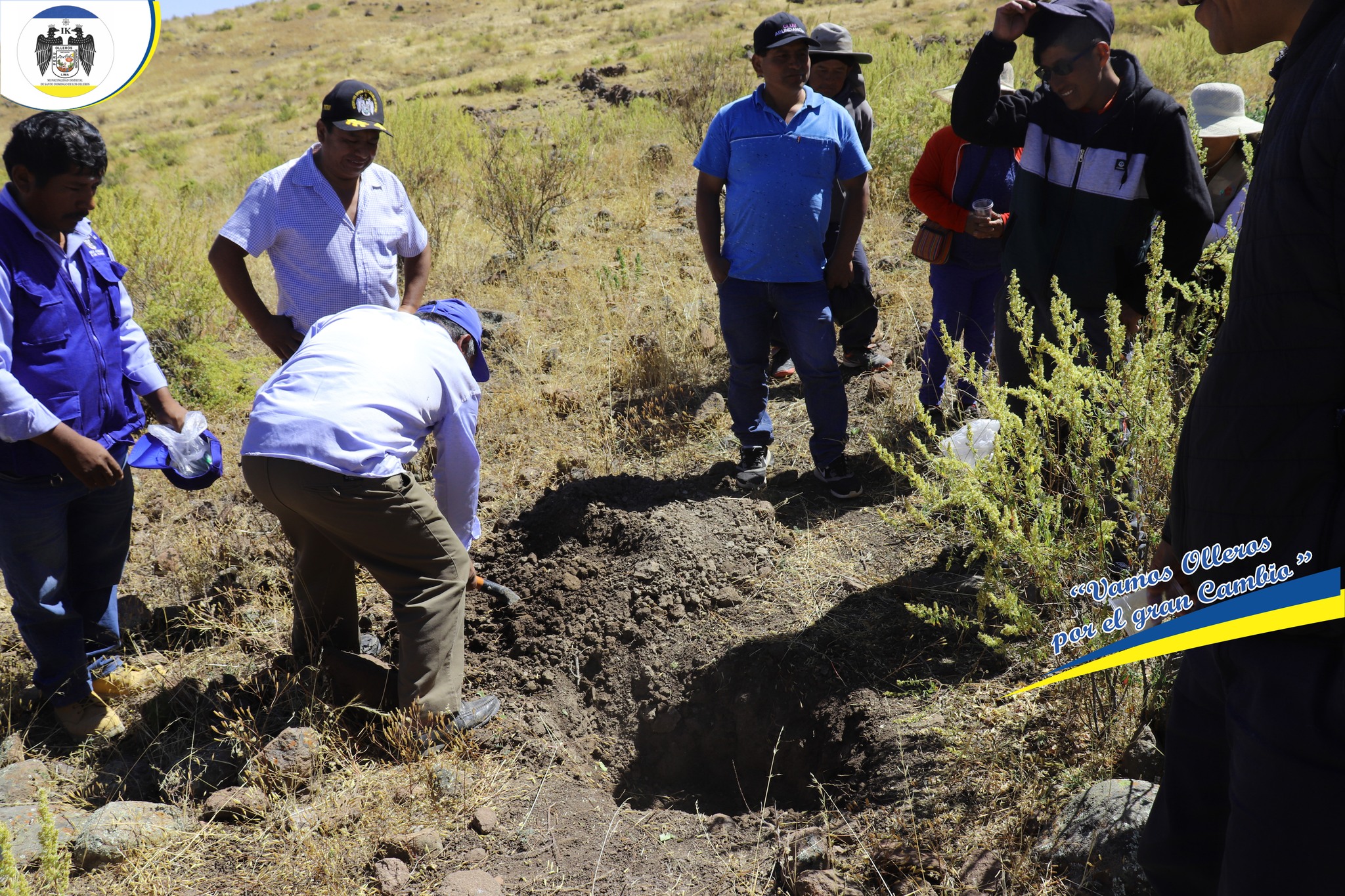 Se colocó la primera piedra en la obra de la Construcción de un Reservorio en Convenio con la Asociación de Ganaderos San Juan