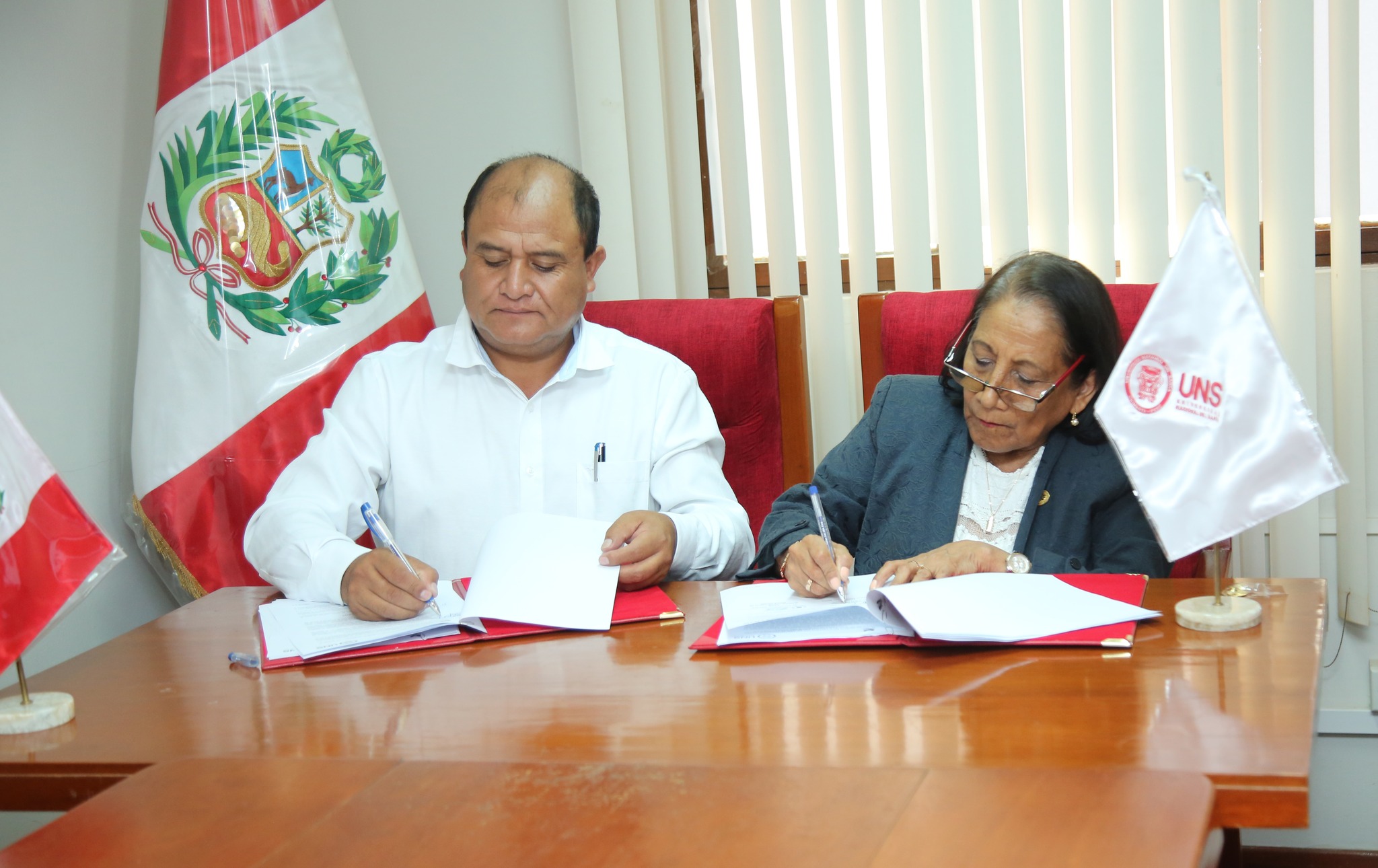 Municipalidad Provincial de Sihuas y Universidad Nacional del Santa firman convenio Inter Institucional.