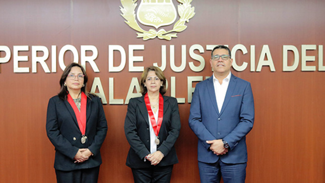 Presidenta de la Corte Superior del Callao, Teresa Soto Gordon y alcalde de La Perla, Rodolfo Adrianzén anunciaron que fortalecerán el acceso a los servicios de justicia a través de ferias, mesas itinerantes, charlas a la ciudadanía de esta comuna.