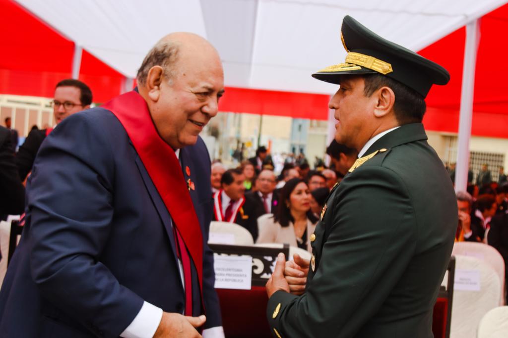 Pide que se reabra la Escuela de la Policía