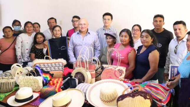 GORE Piura promoverá tejidos y joyería en la I Feria Regional Artesanal “Piura Moda 2023”