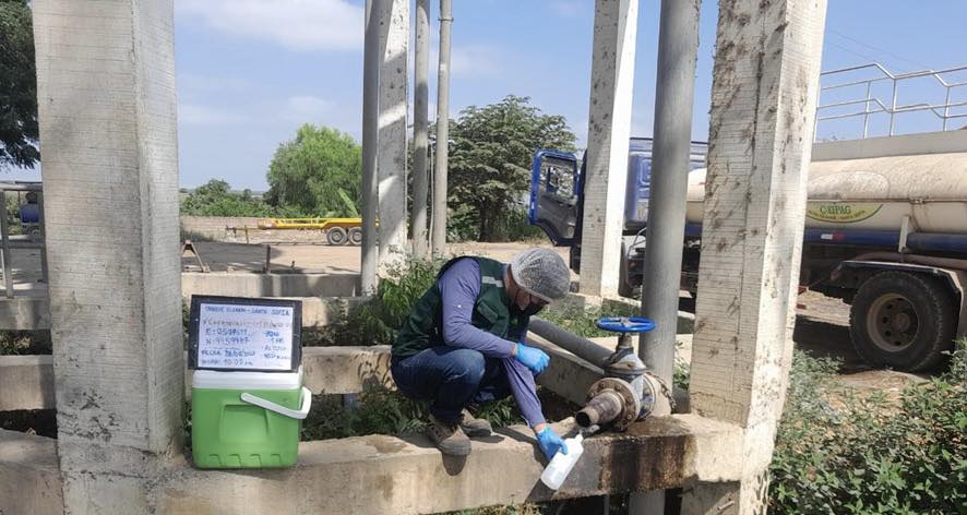 Municipalidad De Sullana Toma Muestras Para El Aseguramiento De La Calidad Del Agua En La Zona Rural