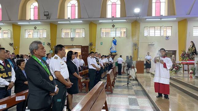 Municipalidad De Sullana Rinde Homenaje A Santa Rosa De Lima