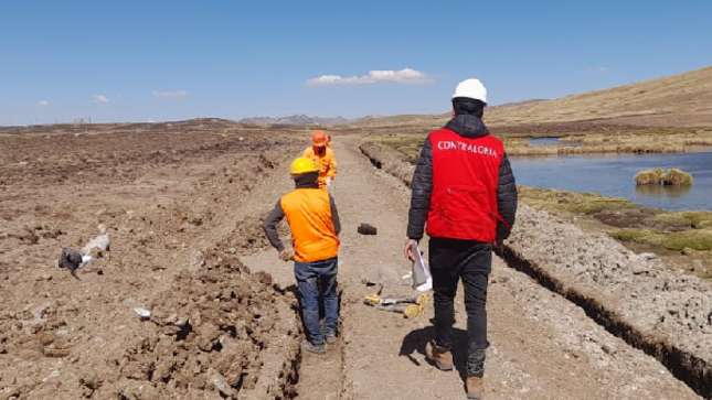 La Contraloría General alertó deficiencias en la construcción de la obra de creación del sistema de riego en la granja comunal de la comunidad campesina Los Andes de Pucara, en el distrito de Huayllay, lo cual ponen en riesgo la durabilidad y vida útil de este proyecto valorizado en más de S/ 1.6 millones que está a cargo de la Municipalidad Distrital de Huayllay.