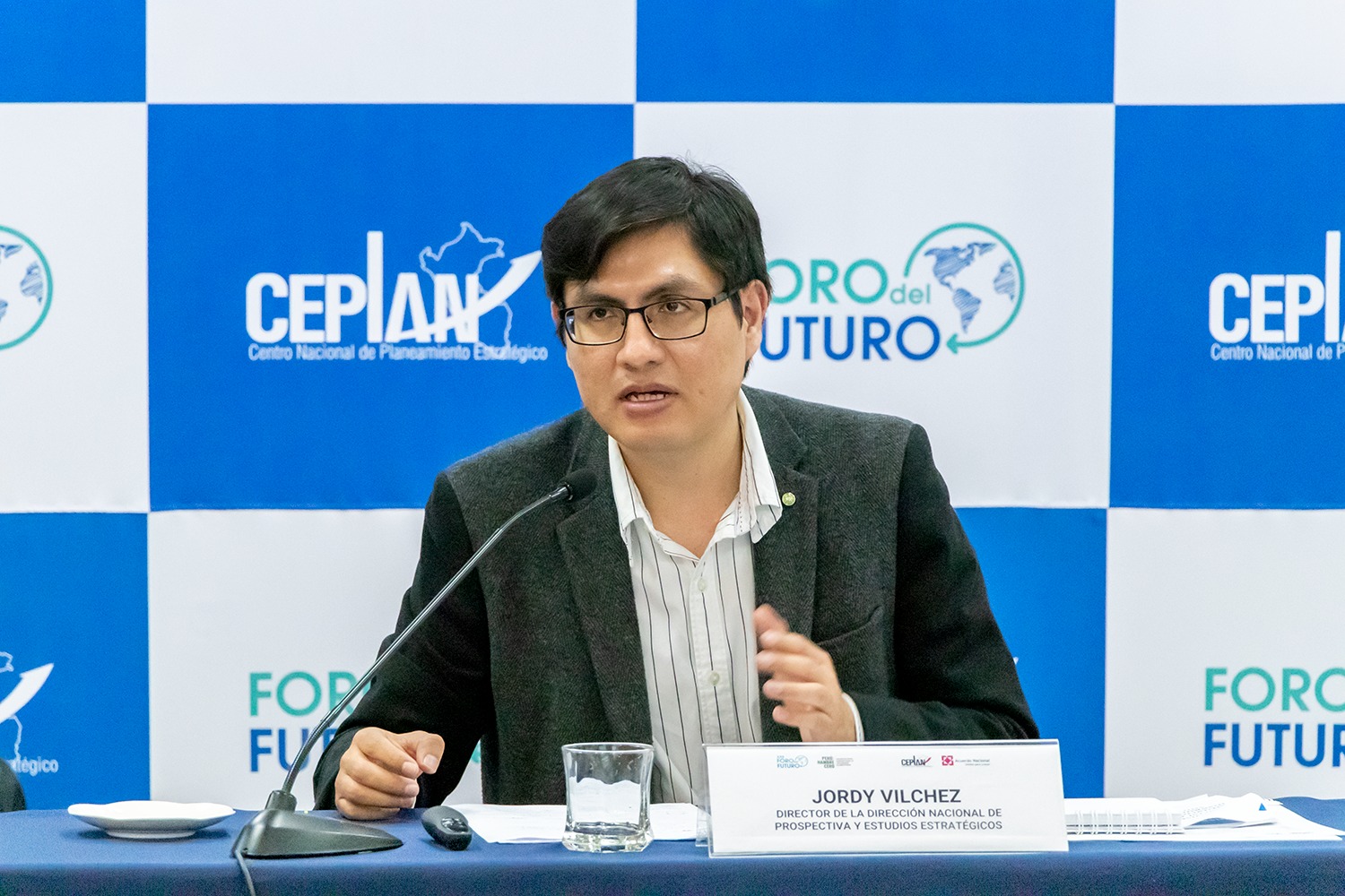 Director de Prospectiva y Estudios Estratégicos del Ceplan, Jordy Vílchez 