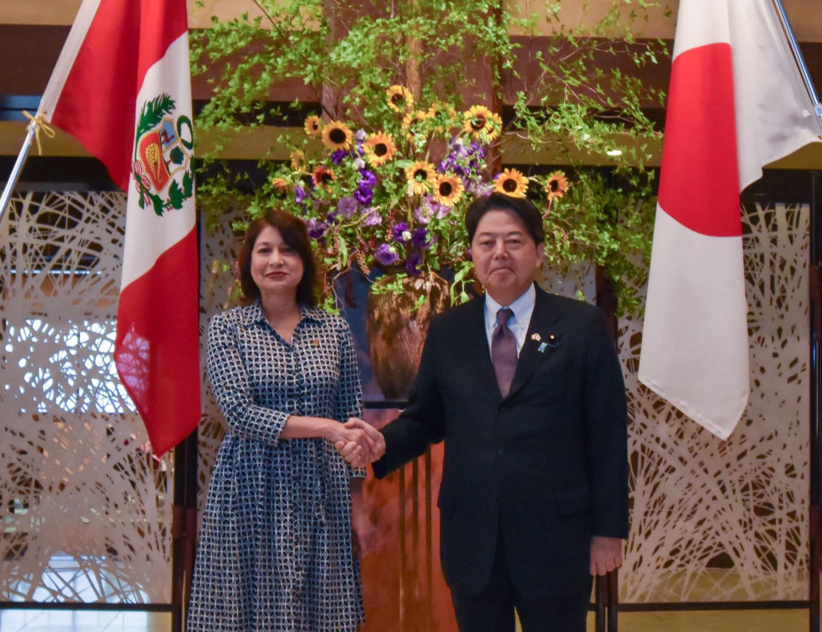 Cancilleres Perú y Japón