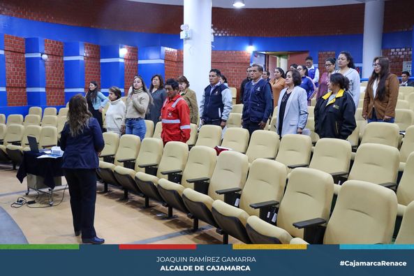 La Municipalidad Provincial de Cajamarca, a trav茅s de la oficina General de Gesti贸n de Recursos Humanos, viene realizando una capacitaci贸n en el marco de una alianza estrat茅gica con el programa "Mi Salud - Mi Vida".
馃憠El objetivo de estas capacitaciones es brindar asistencia y tomar acciones de prevenci贸n ante posibles enfermedades.
鉁匬or disposici贸n del alcalde provincial, Joaquin Ram铆rez Gamarra, es mantener una formaci贸n constante de nuestro personal para lograr mejores objetivos y desarrollar mejor sus habilidades.