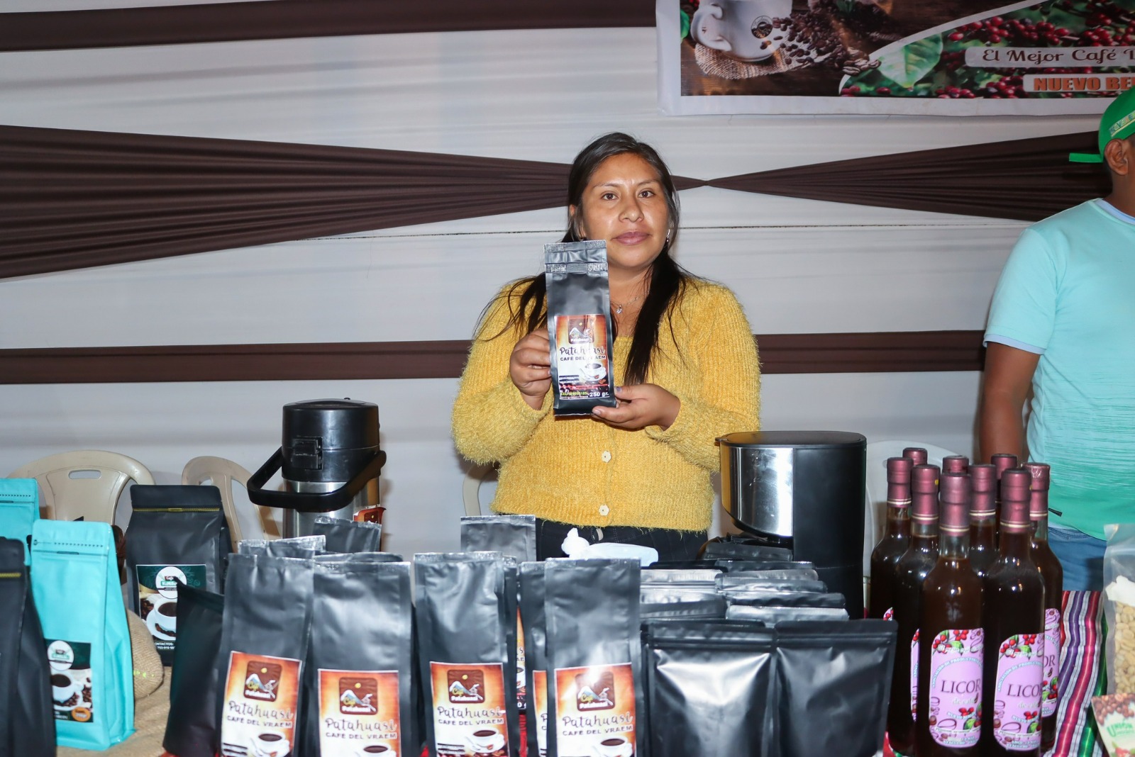 CIENTOS DE PERSONAS DISFRUTARON DE LA SEMANA DEL CAFÉ