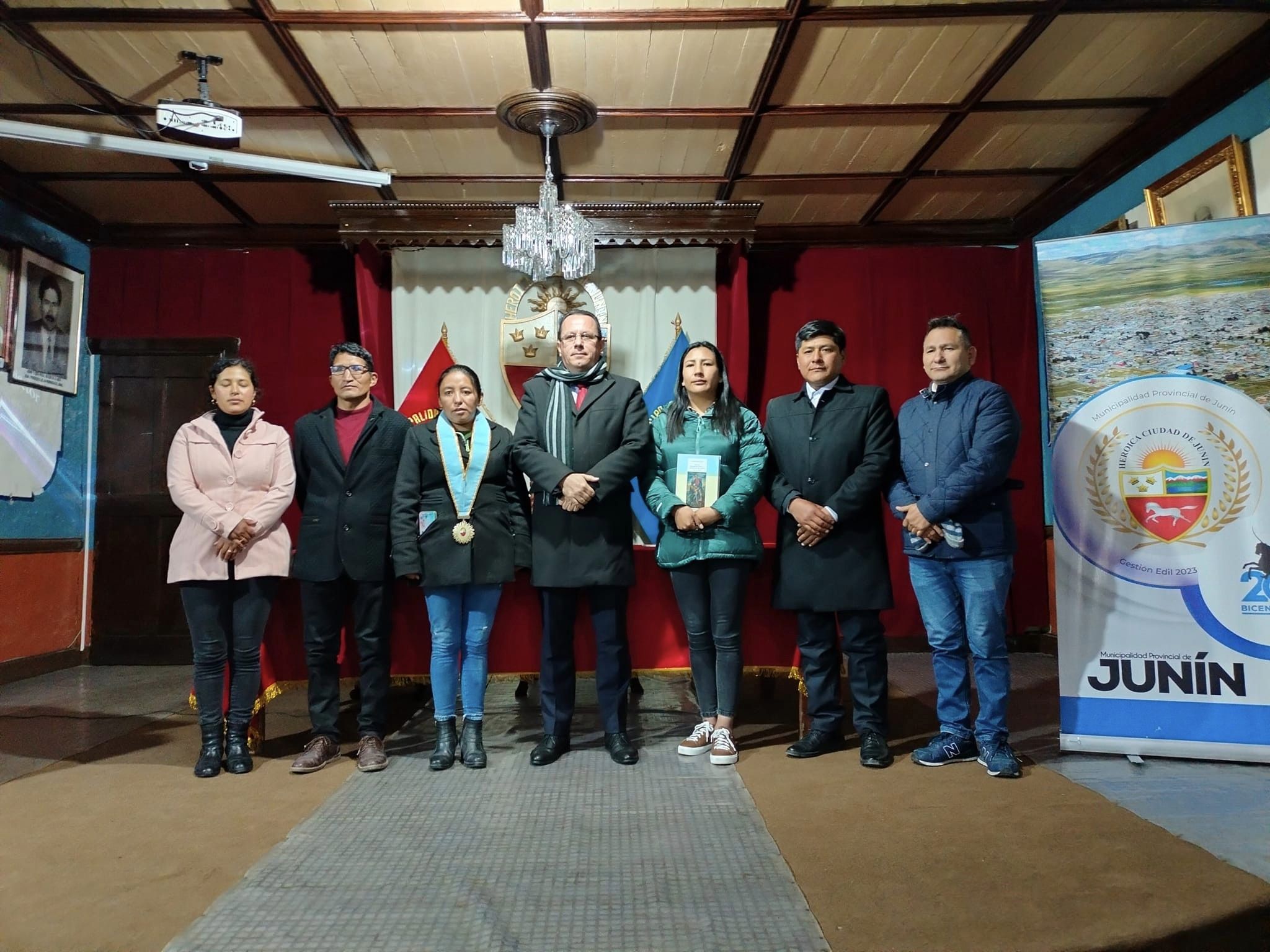 Junín Rinde Homenaje a Bolívar: Evento Cultural Destacado