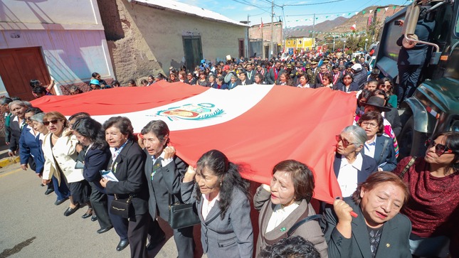 Tarata recordó 98 años de su retorno a la Patria 