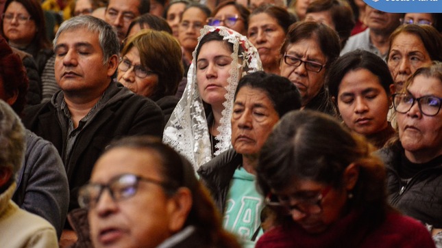 ✨ Nuestro alcalde, Jesús Gálvez Olivares, participó junto con los vecinos jesusmarianos de la 🙏🏻 misa de sanación en conmemoración de 🌹 Santa Rosa de Lima, la patrona de América, Filipinas e Indias Occidentales en el auditorio de la ⛪ parroquia San José.
#JesúsMaríaSomosTodos