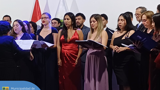 🤩 Los vecinos jesusmarianos pudieron disfrutar de la espectacular música en vivo en la presentación especial del coro 🎙️ de La Nueva UAP. 👏🏼
¡Permanezcan atentos a nuestras redes sociales y página web, por ahí informamos de todas nuestras actividades enfocadas en ser el distrito cultural por excelencia! 🙌🏼
#JesúsMaríaSomosTodos