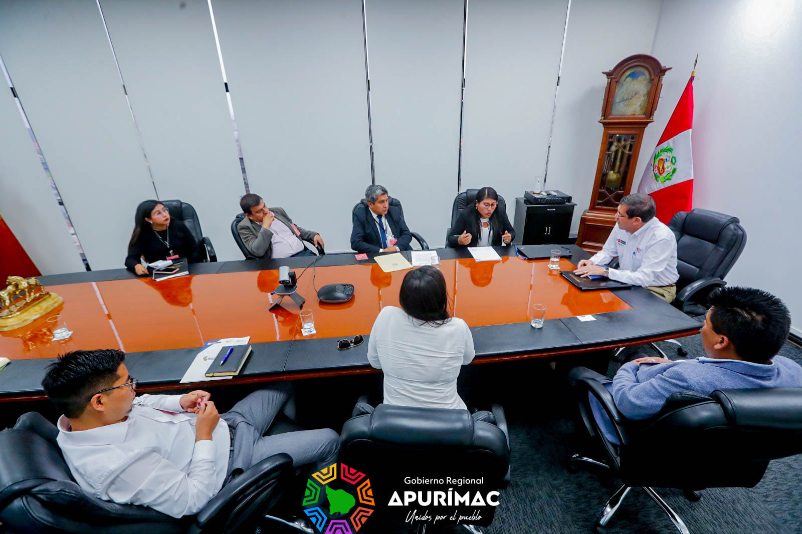 Gobernador Regional y Ministro de Defensa firmarán convenio para atención inmediata de emergencias por incendios forestales y reanudación de vuelos aéreos cívicos en aeropuerto de Andahuaylas