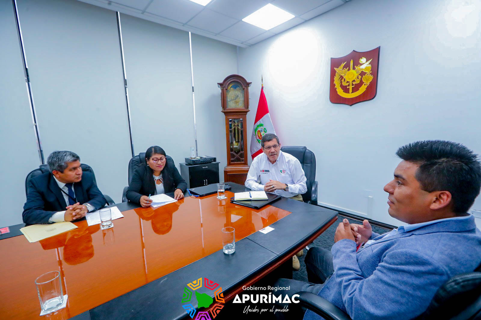 Gobernador Regional y Ministro de Defensa firmarán convenio para atención inmediata de emergencias por incendios forestales y reanudación de vuelos aéreos cívicos en aeropuerto de Andahuaylas
