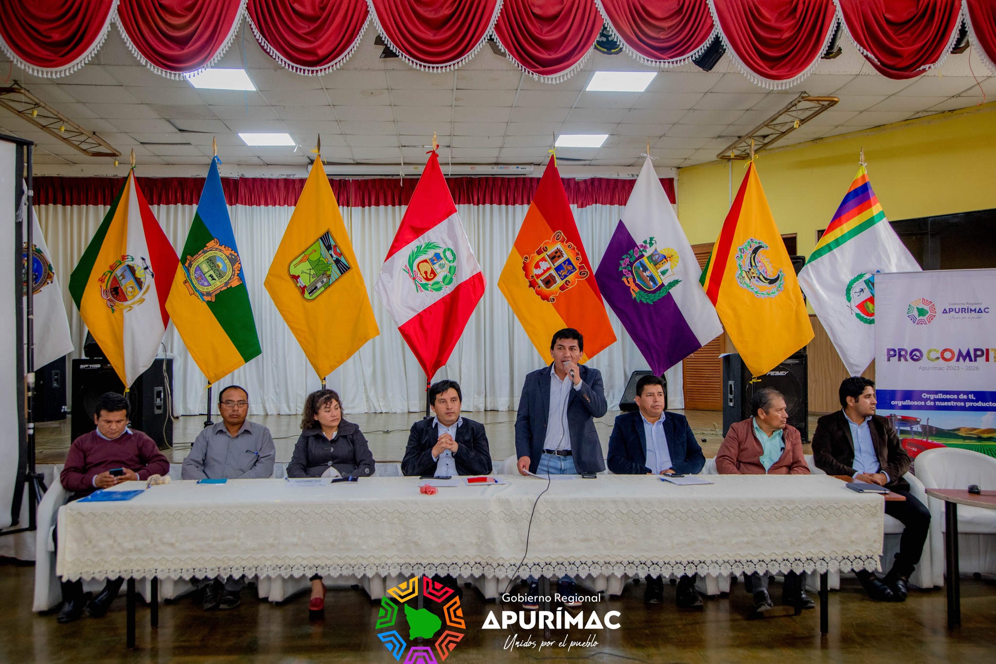 Avanza PROCOMPITE regional 2023 con evaluación y exposición de planes de negocio de asociaciones de productores en Apurímac