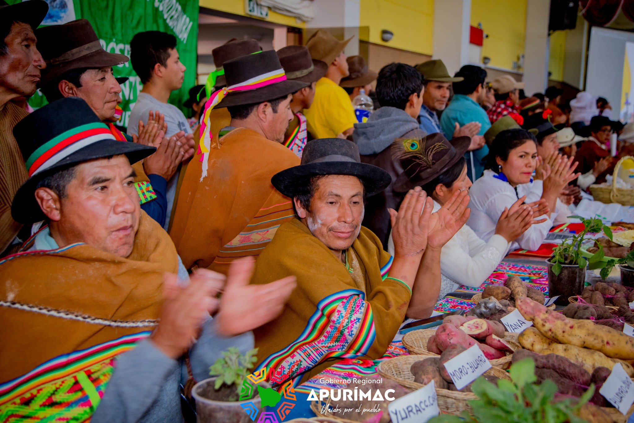 Avanza PROCOMPITE regional 2023 con evaluación y exposición de planes de negocio de asociaciones de productores en Apurímac