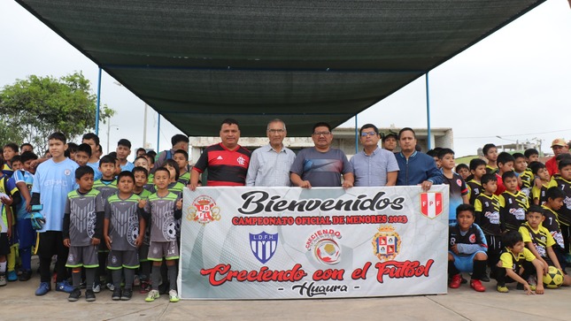 Alcalde Juan Reaño Antúnez participó en Ceremonia de Inauguración del Campeonato Deportivo de menores “CRECIENDO CON EL FÚTBOL-CLAUSURA” que se viene desarrollando en el estadio “Manuel Fumagalli Pérsico” de Huaura.