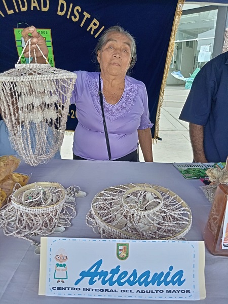 Adultos mayores canoenses exponen sus conocimientos ancestrales
