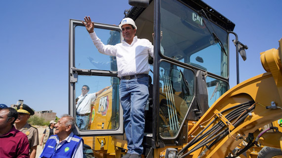 GORE Piura adquiere 52 equipos de maquinaria por más de 52 millones de soles