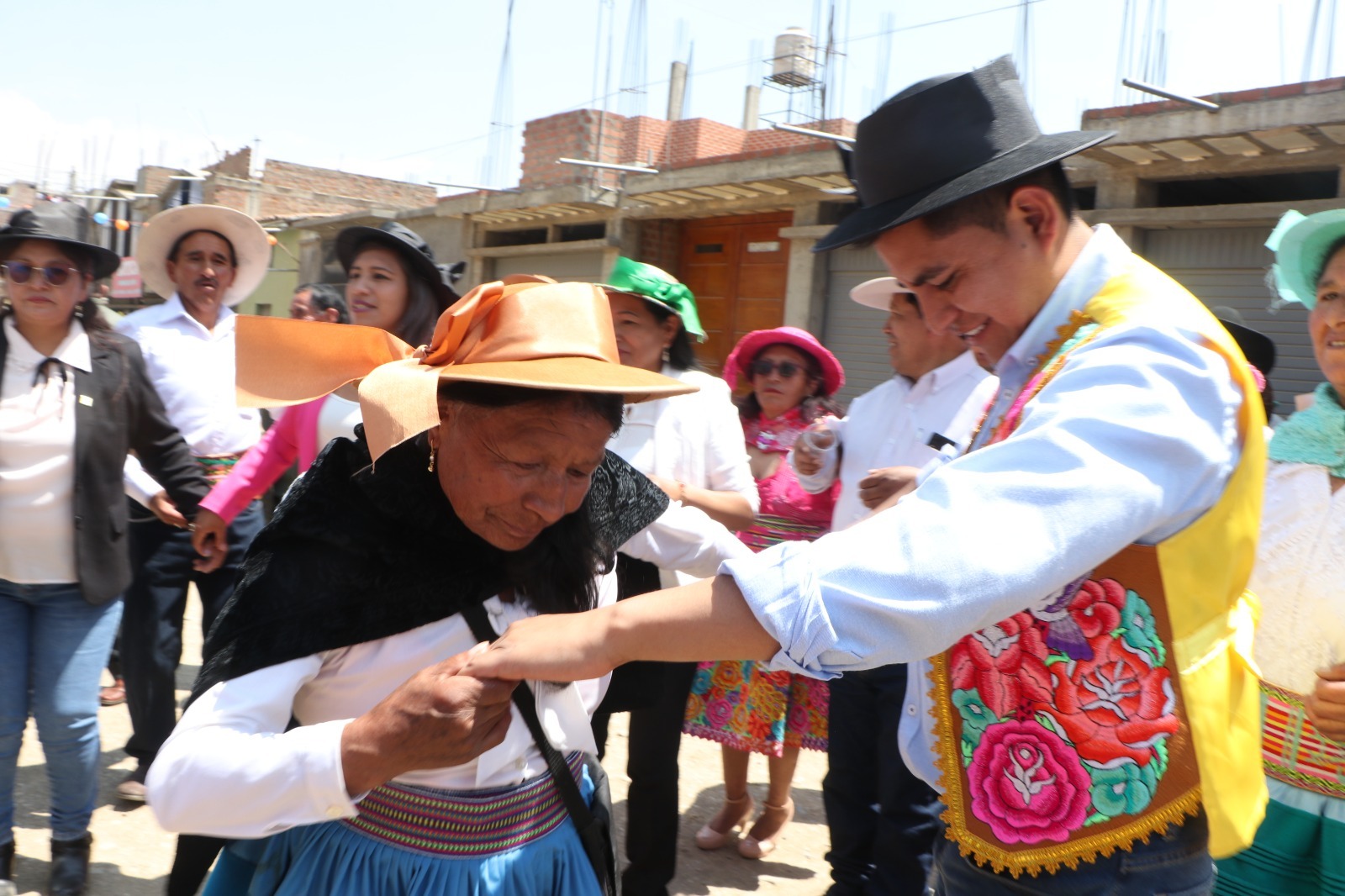 Sostuvo que demandará para Huancayo proyecto integral de agua potable